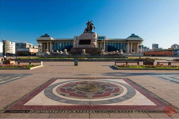 Монголия площадь.jpg